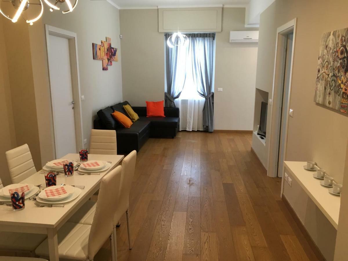 Cooper Apartment Janov Exteriér fotografie